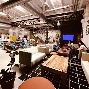 https://bed-and-bike-barcelona.catalonia-hotels.com