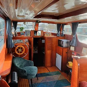 Motorjacht Flint , Amsterdam Netherlands