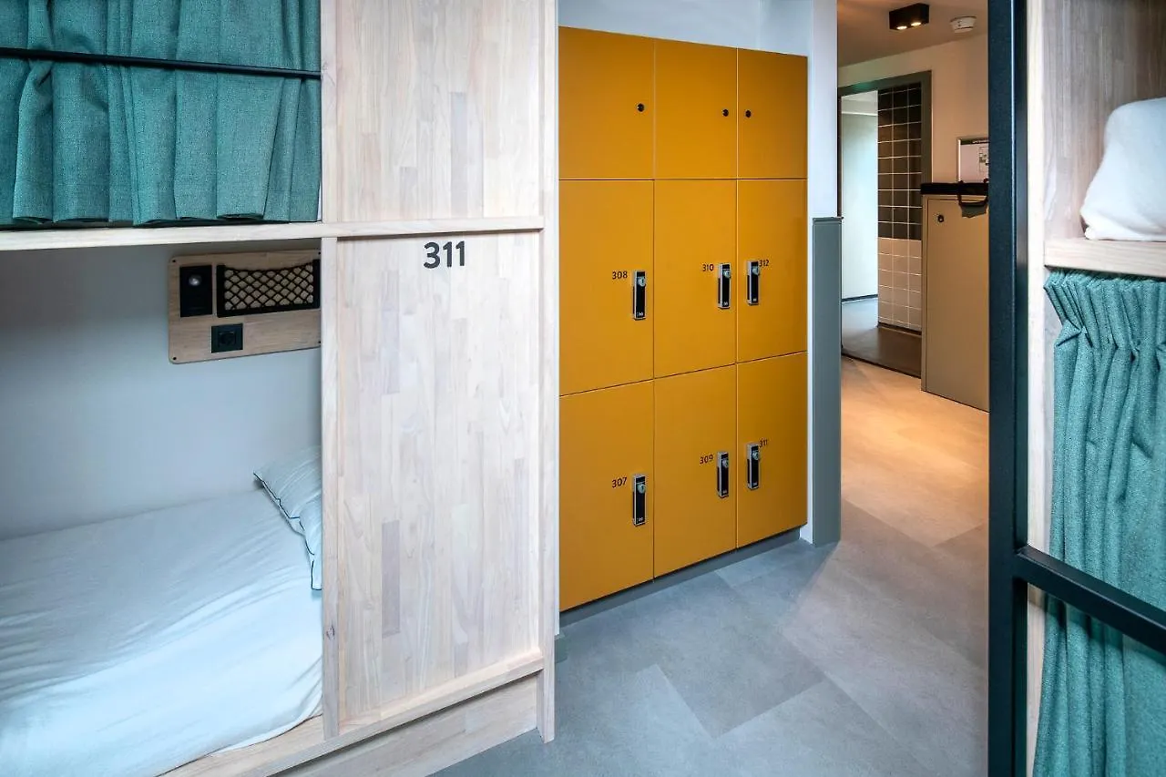 The Bee Hostel Amsterdam 0*,  Netherlands